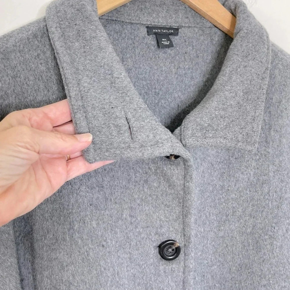 Women's Wool Blend Cape Coat Extravagant collar luxury - Picture 4 of 9